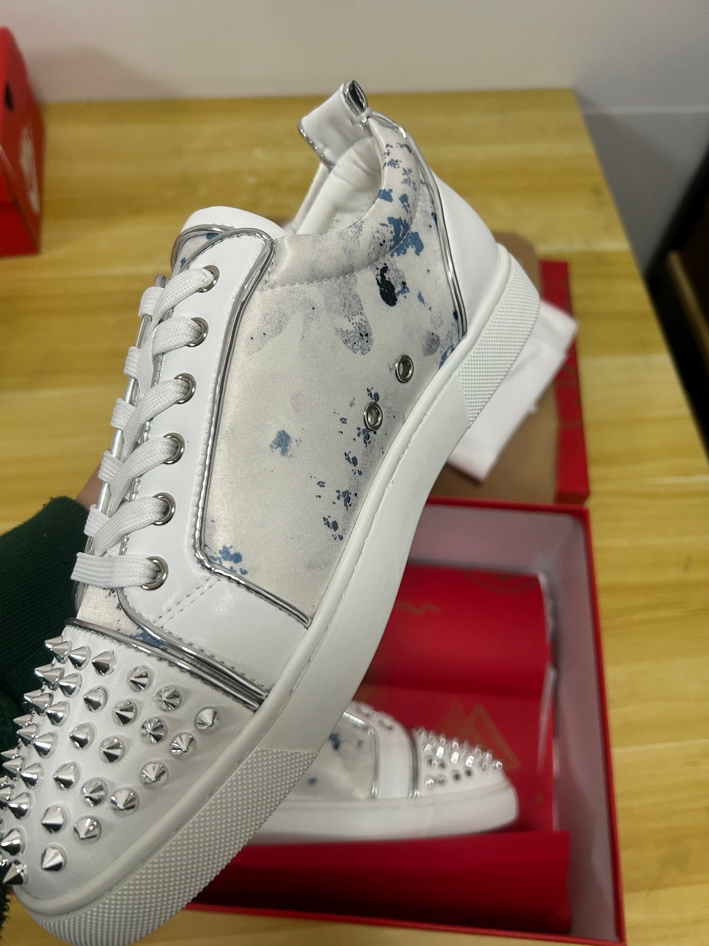 Sneakers Christian Louboutin "Spikes Orlato Bianco"