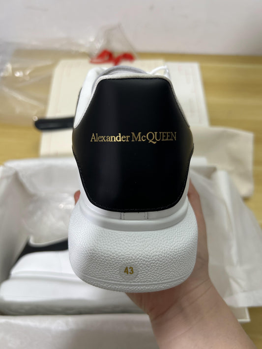 Alexander Mcqueen Classica