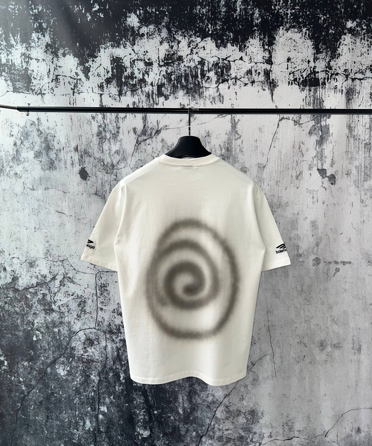 T-shirt Balenciaga 013