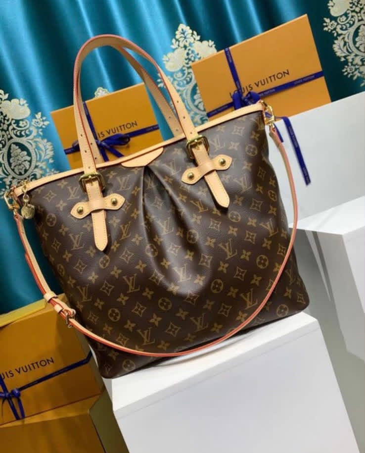 Borsa LV 018