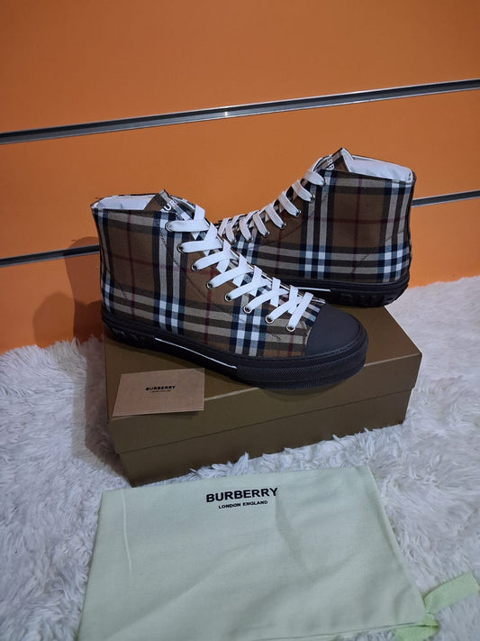 Sneakers Alte Burberry