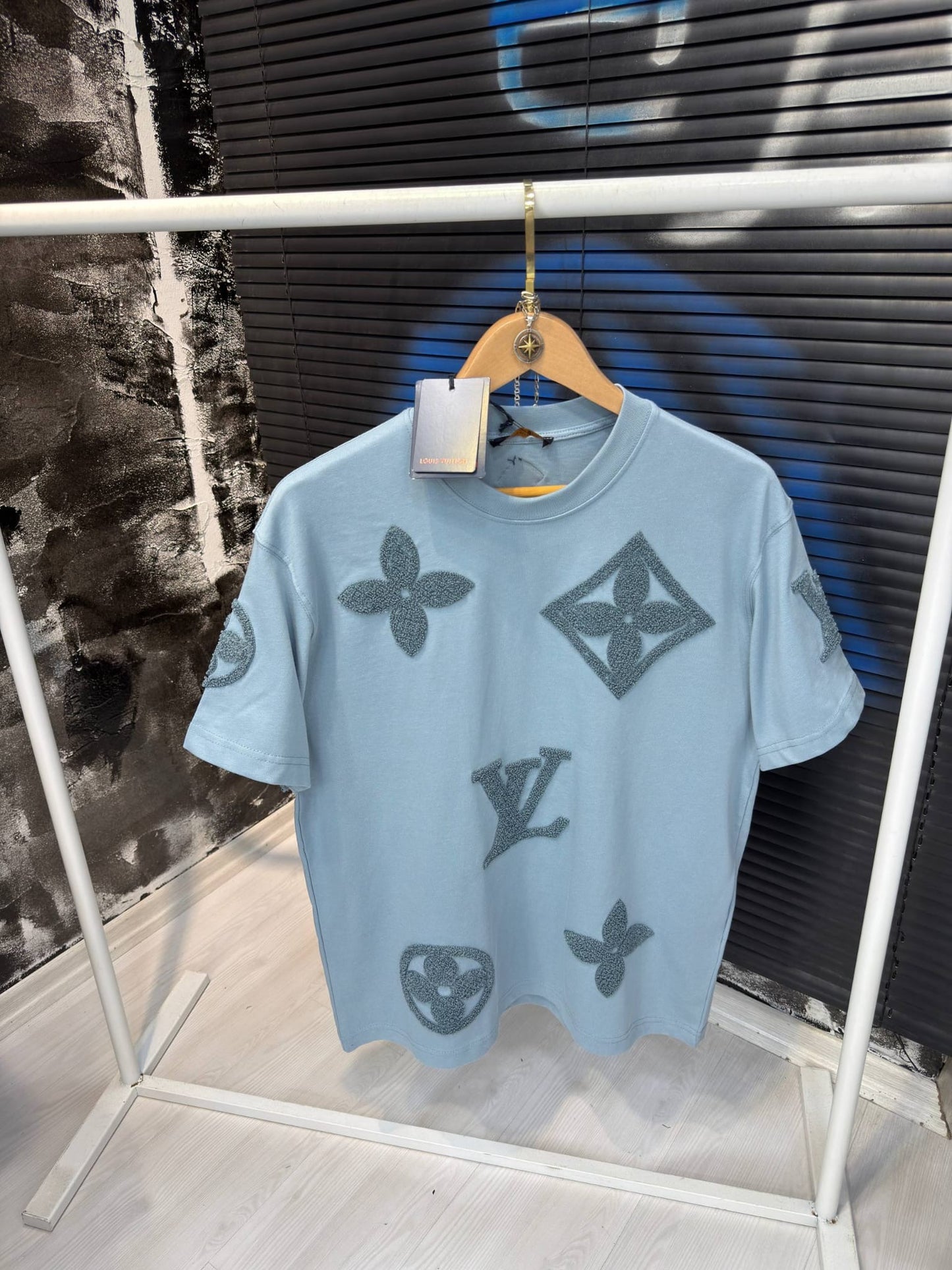 T-shirt LV 019