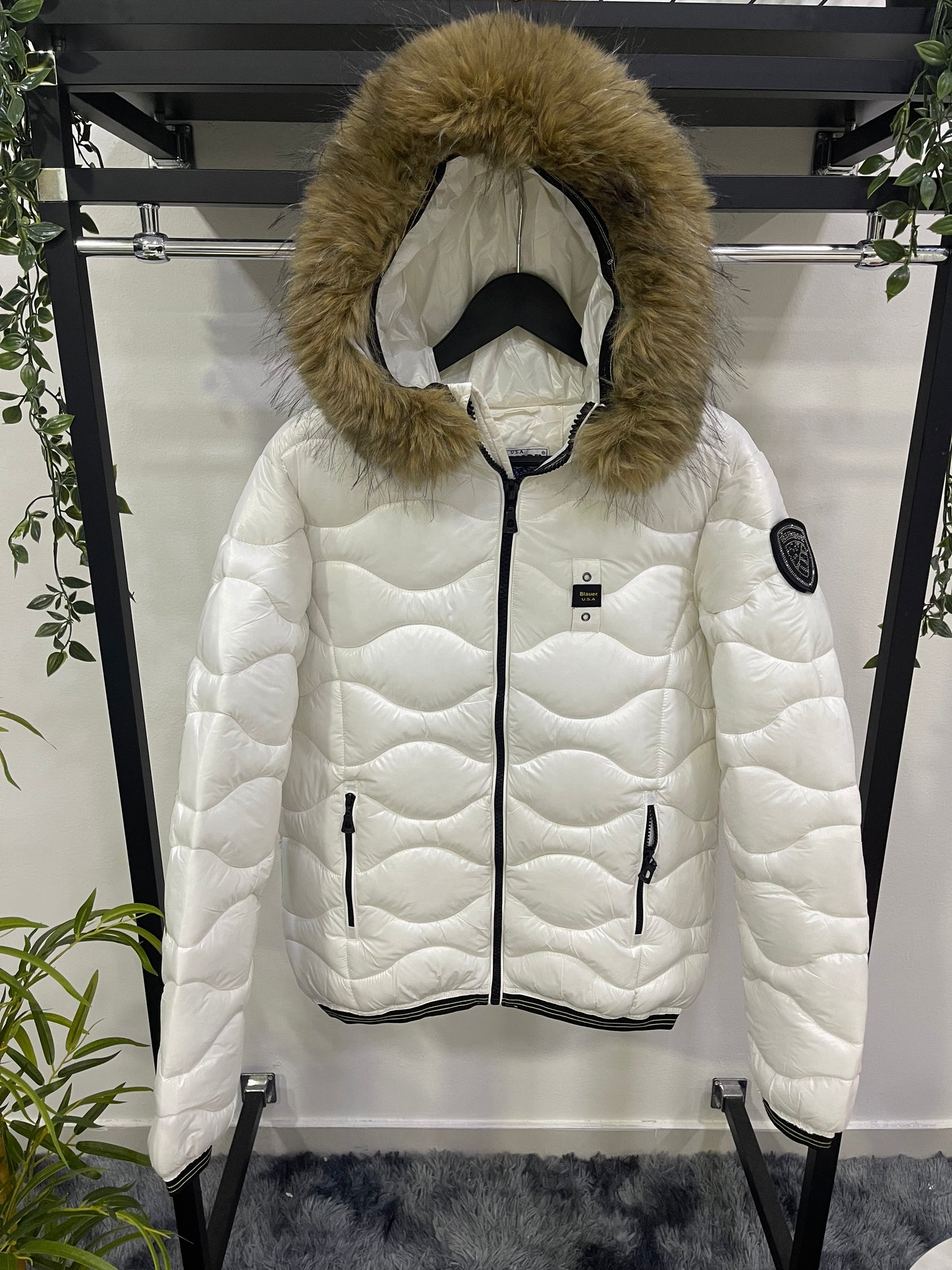 Blauer Donna con Pelliccia