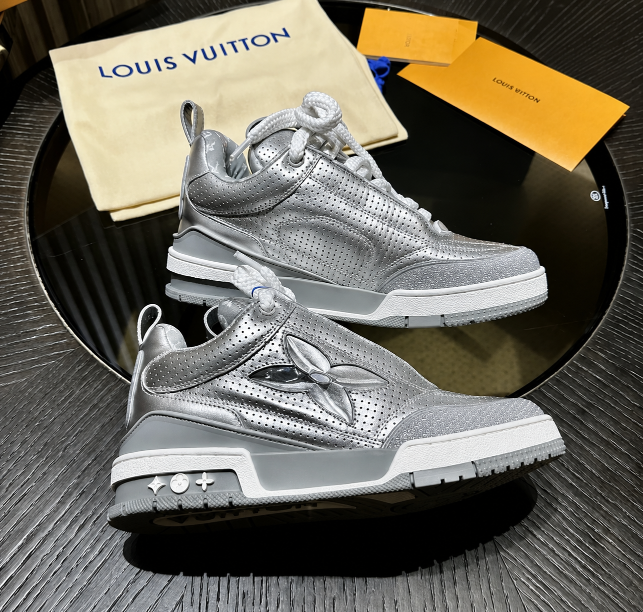 Sneakers LV Skate Silver
