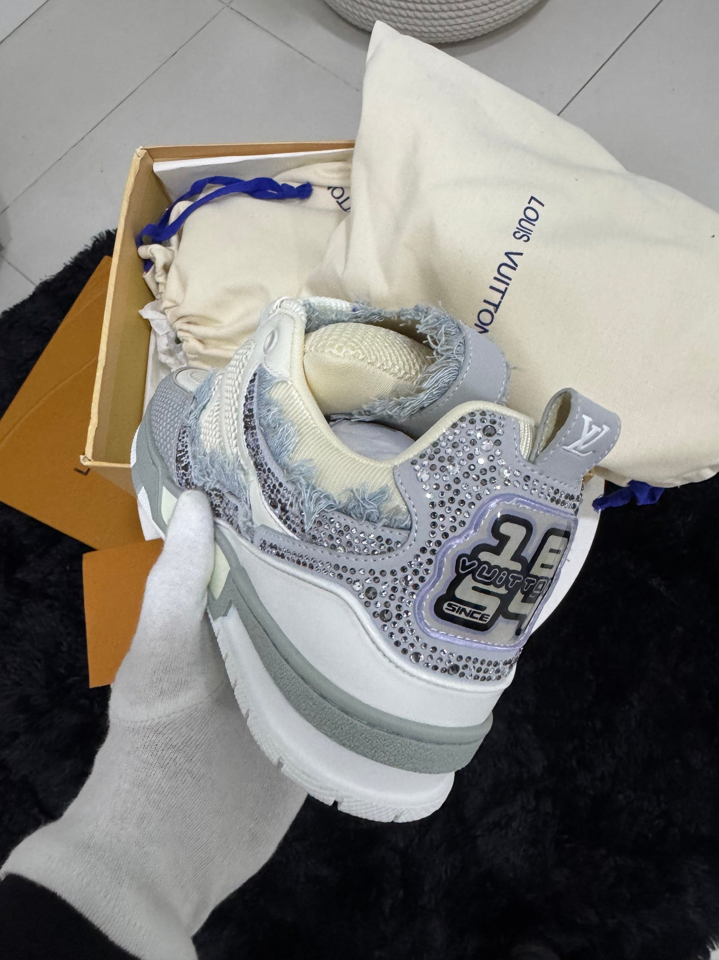 Sneakers LV Skate Grey Crystal