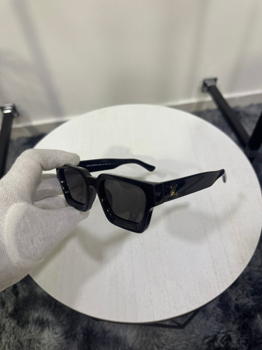 Occhiali da sole Louis Vuitton SQUARE Black/Gold