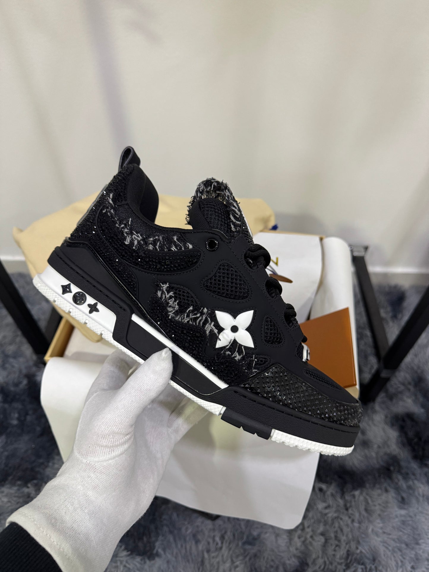 Sneakers LV Skate Nera/Bianca Crystal