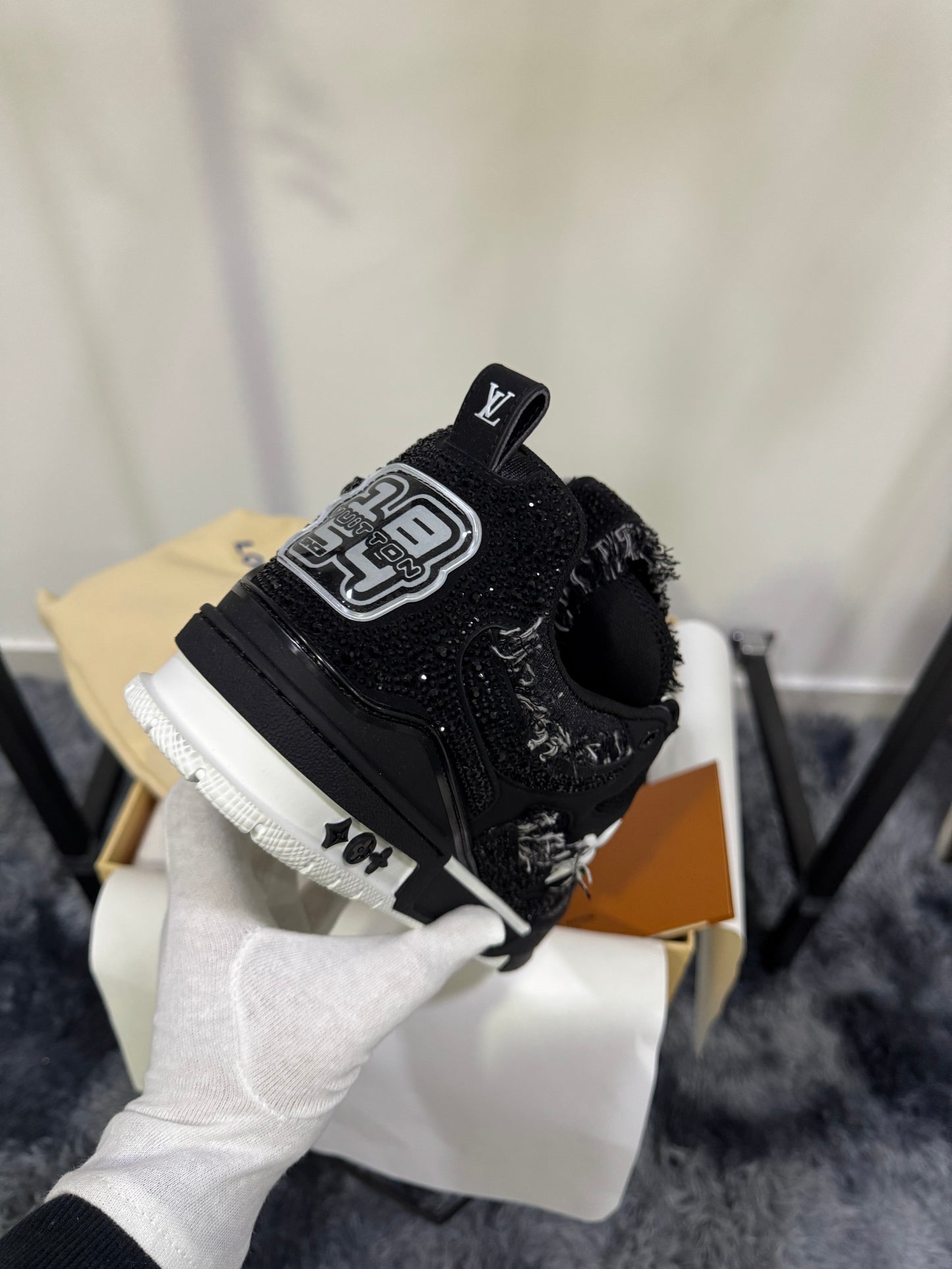 Sneakers LV Skate Nera/Bianca Crystal