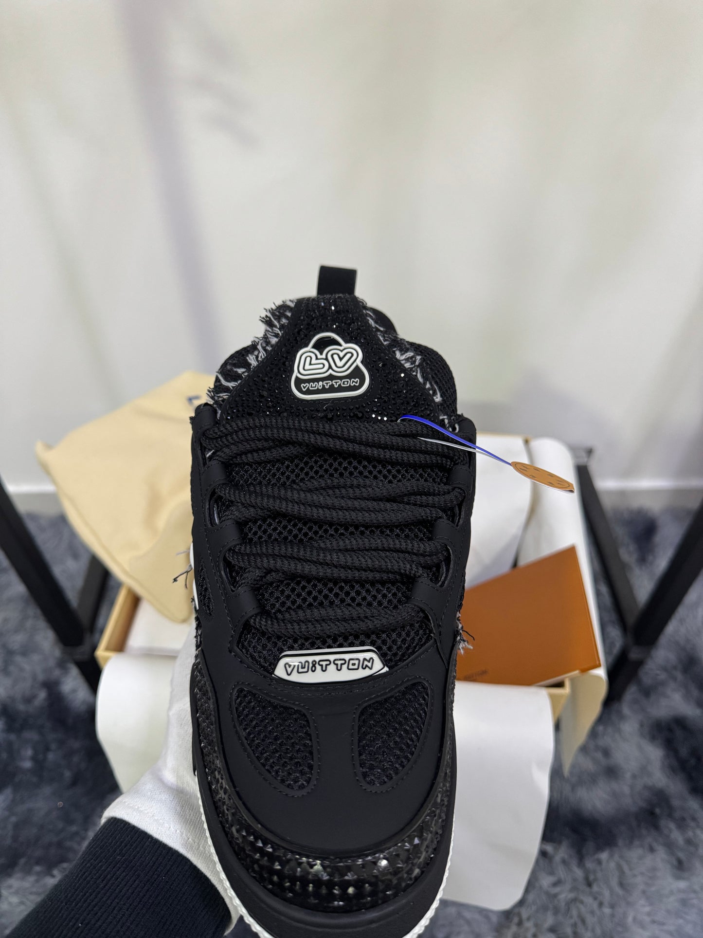 Sneakers LV Skate Nera/Bianca Crystal