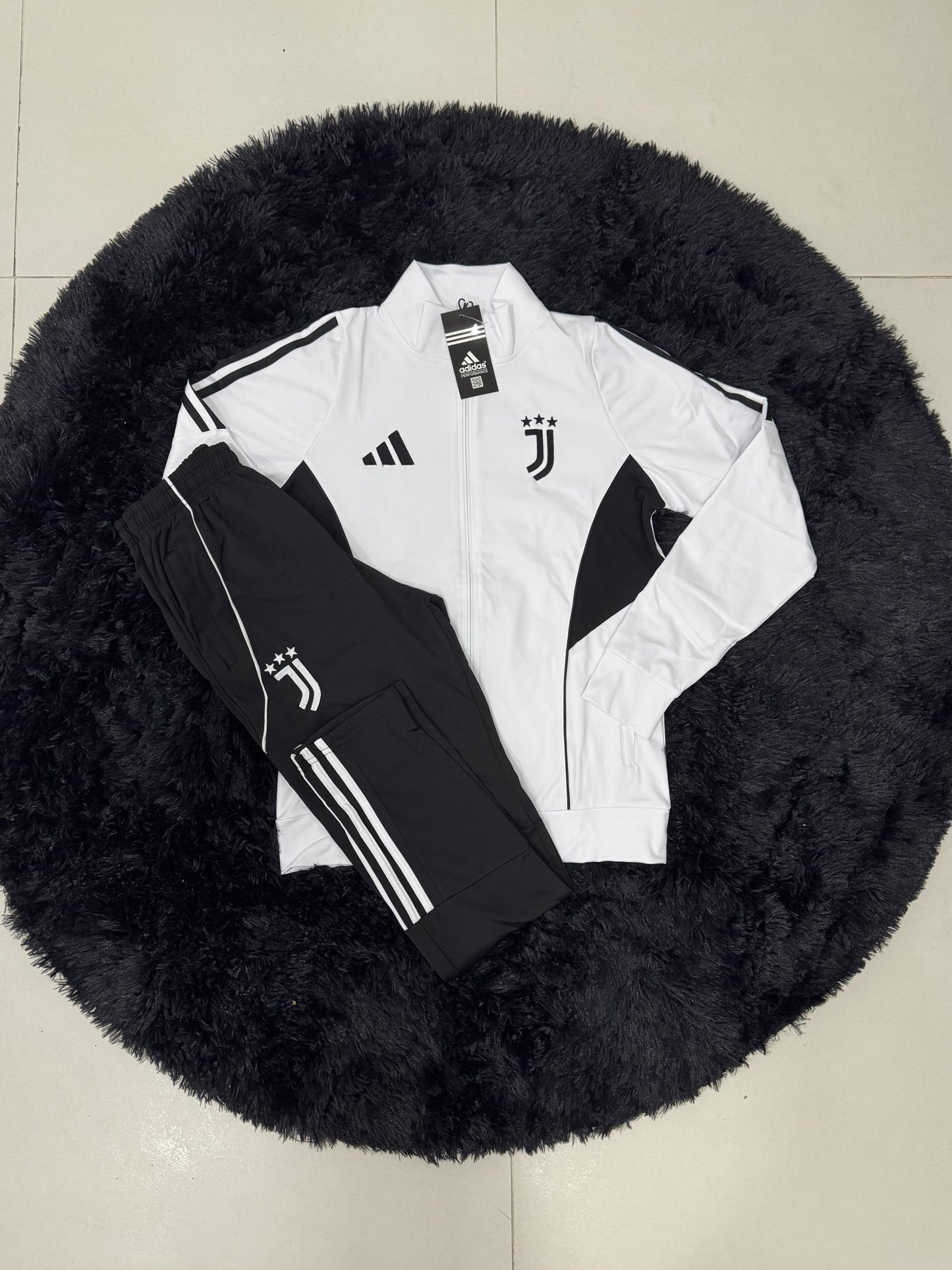 Tuta Juve Bianca/Nera