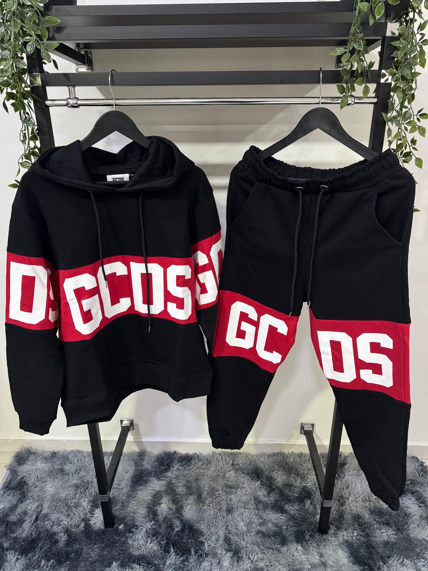 Coordinato cappuccio GCDS