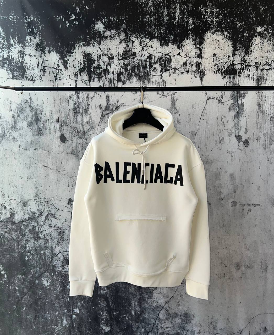 Felpa con cappuccio Balenciaga "Tape Type"