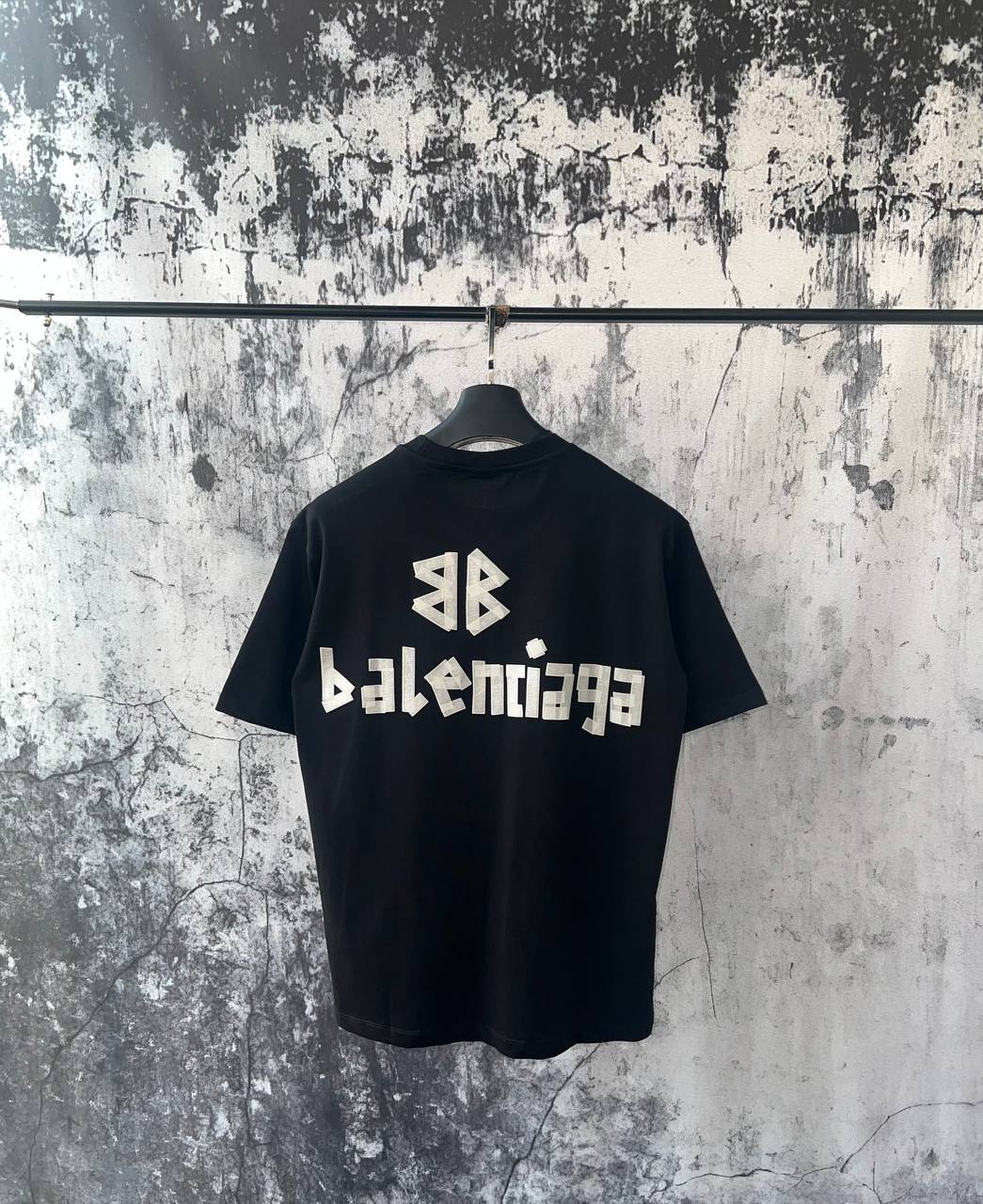 T-shirt Balenciaga "Tape Type"