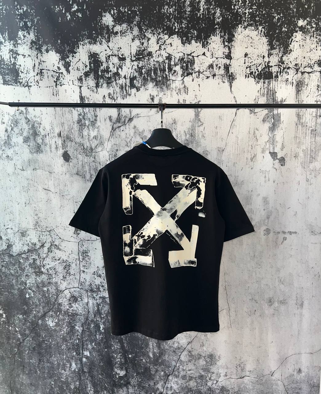 T-shirt Off-White 012 – LBD