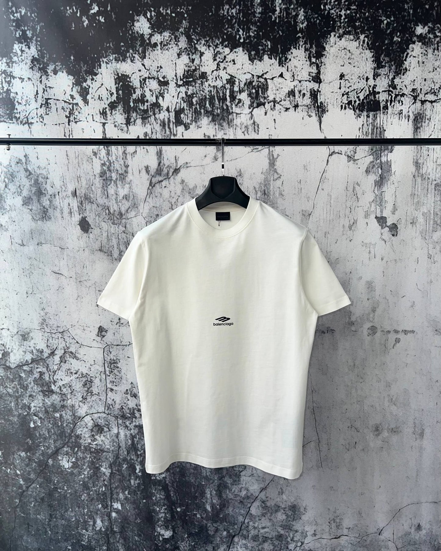 T-shirt Balenciaga 014