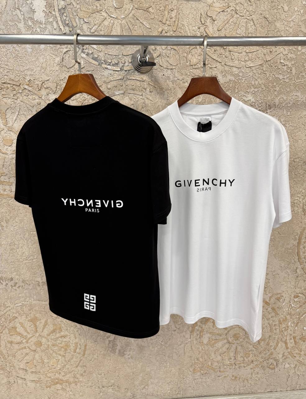 T-shirt Givenchy 004