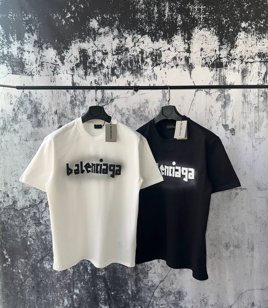 T-shirt Balenciaga 020