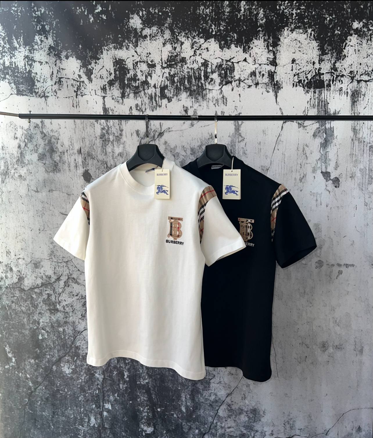 T-shirt Burberry 010