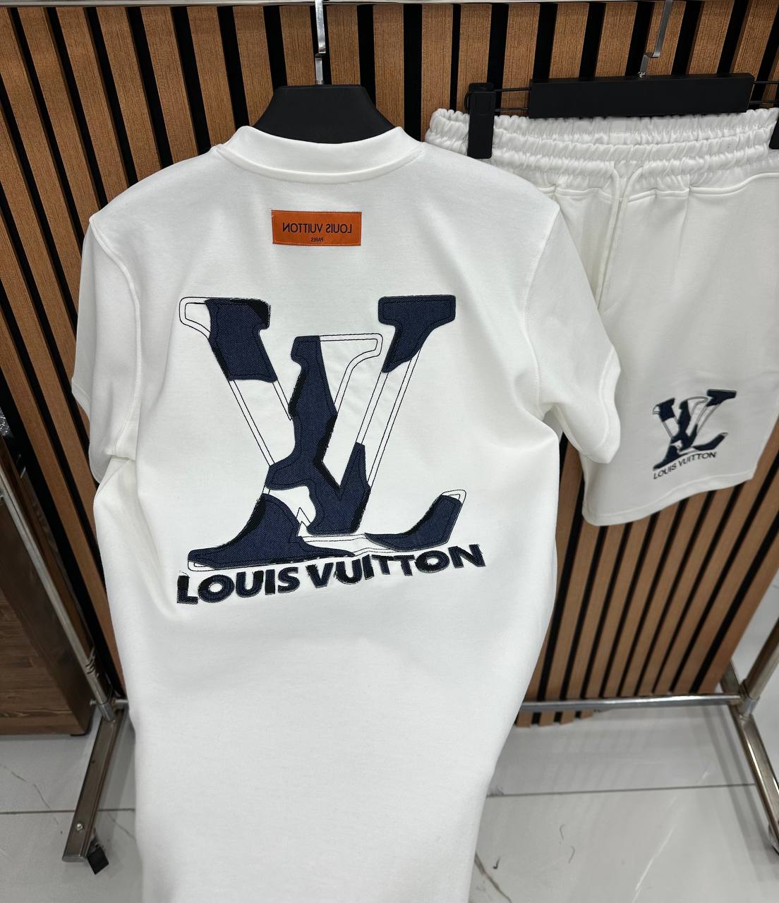 Coordinato LV 018