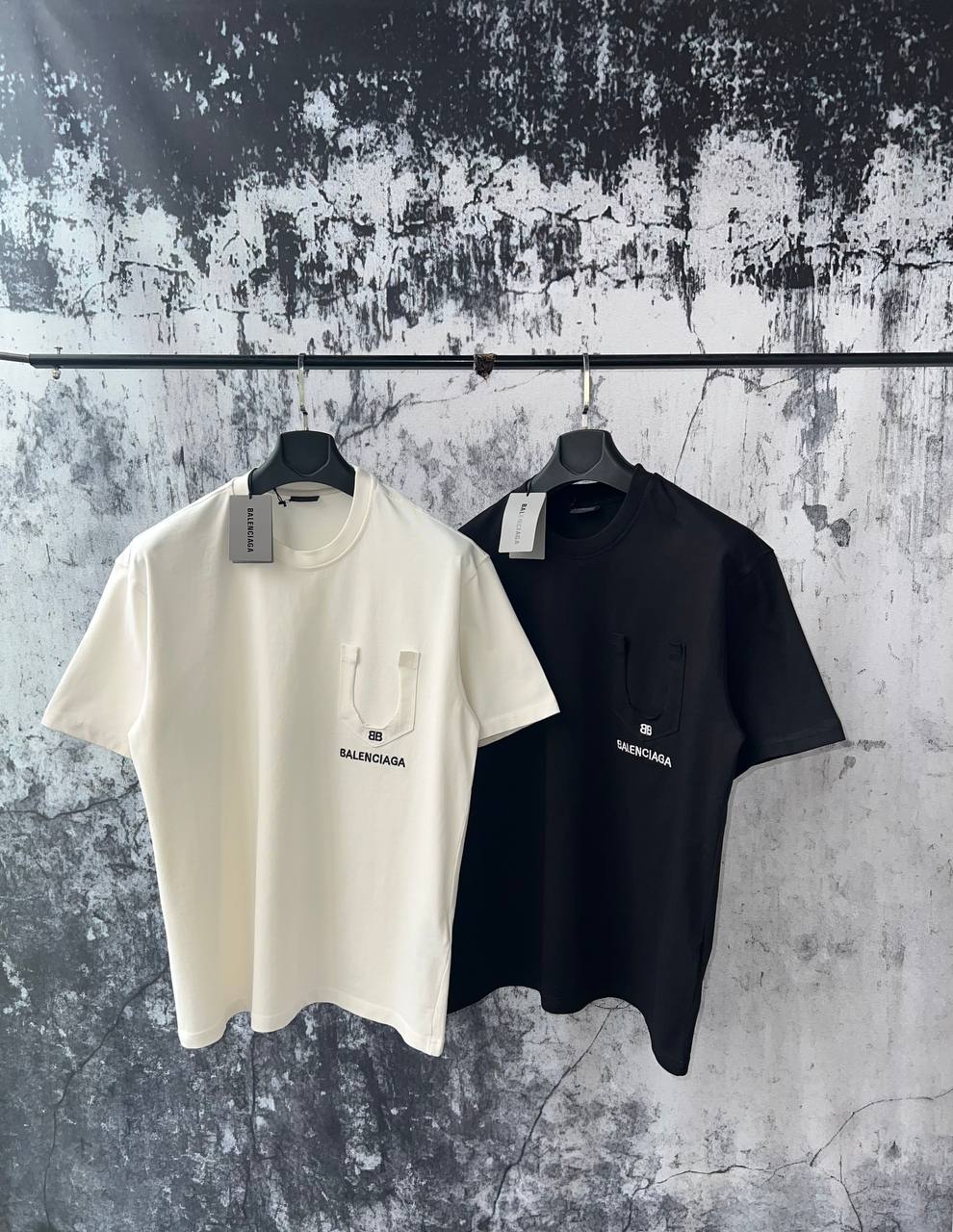 T-shirt Balenciaga 023