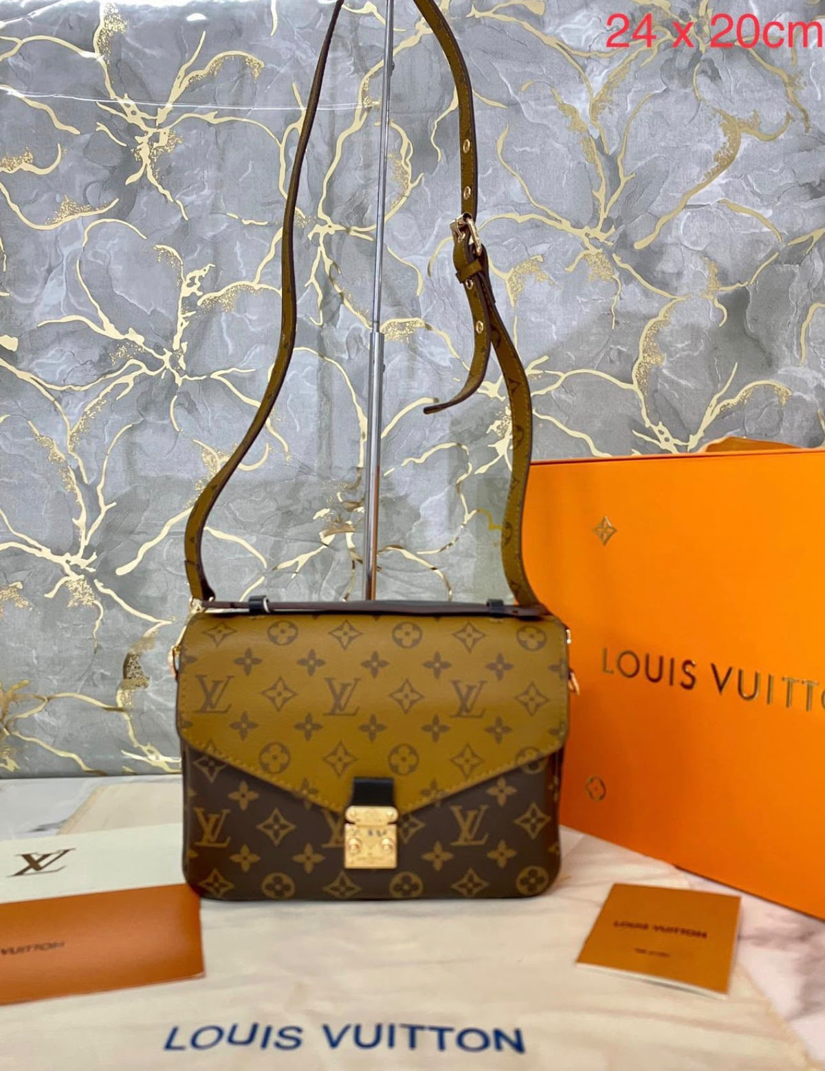 Borsa LV 006