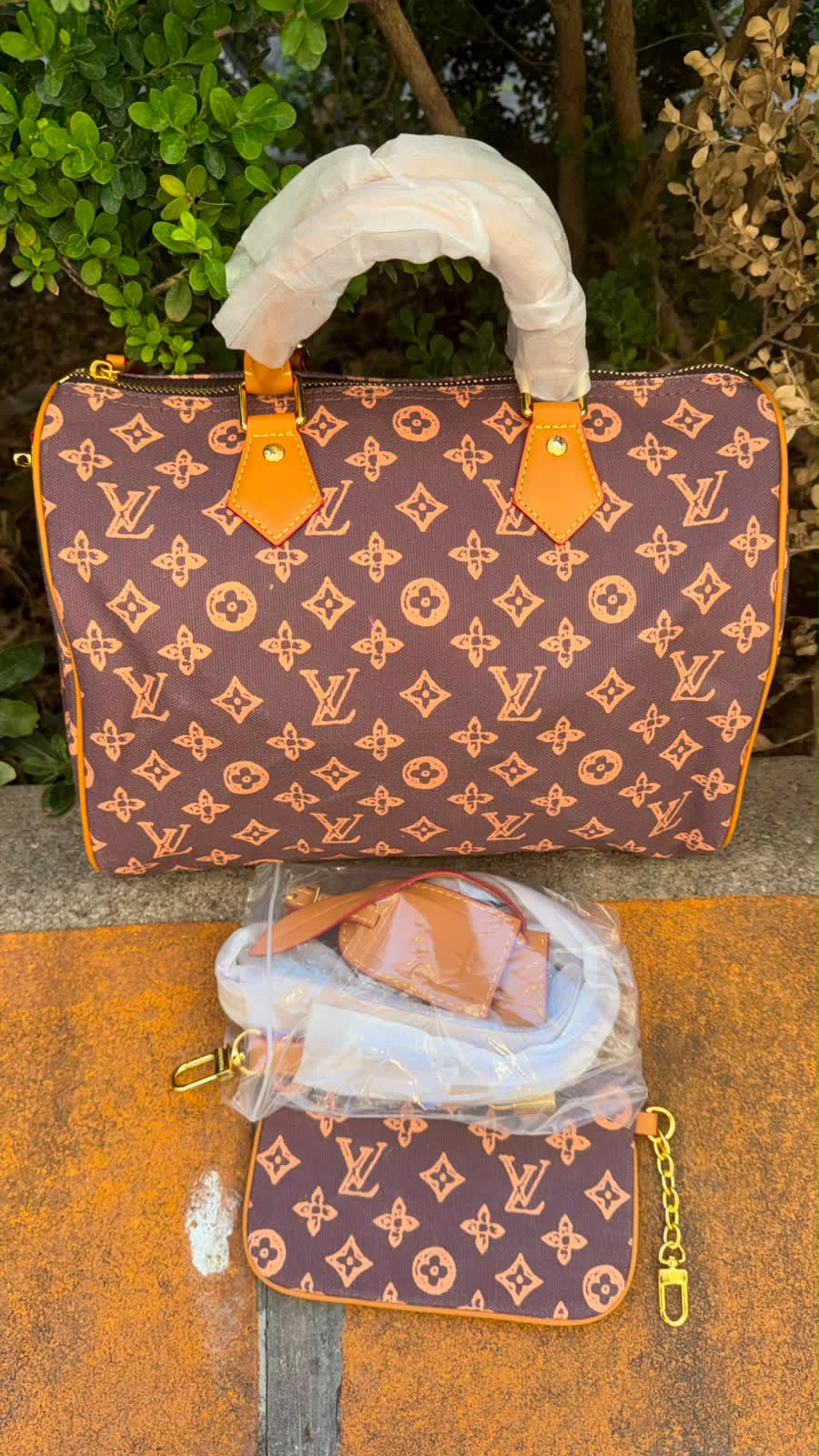 Borsa LV 022
