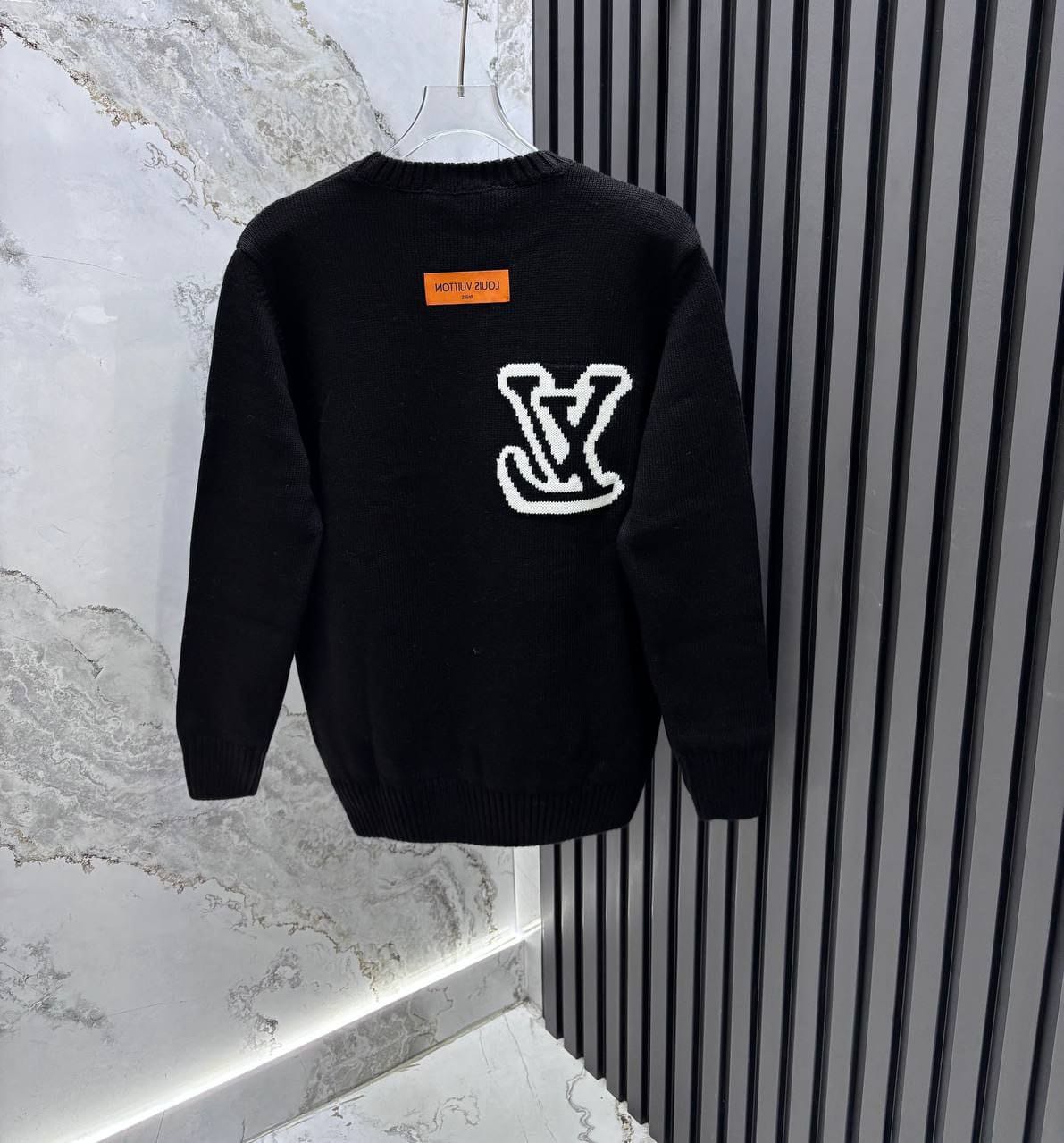 Maglione LV 001