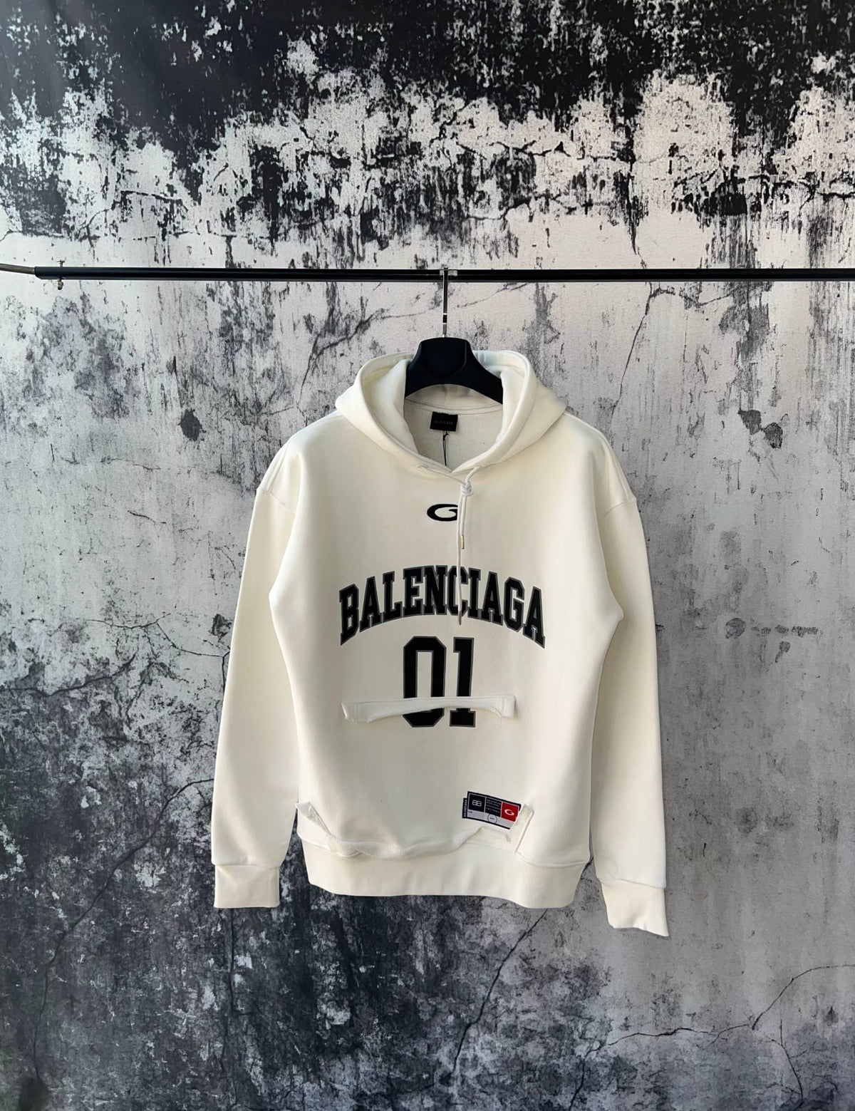 Felpa con cappuccio Balenciaga "01"